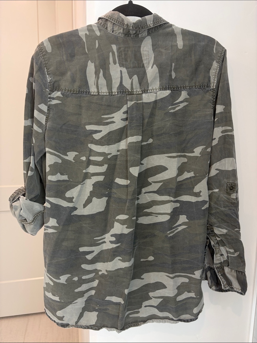 Express Camo Button-Down Shirt - Picture 2 of 3